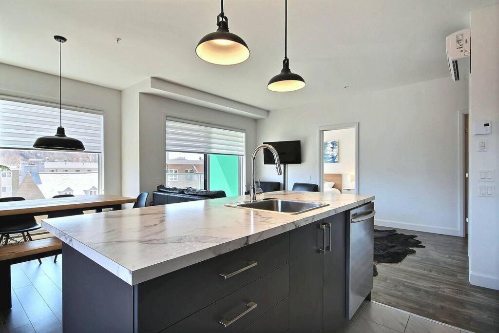 K-417 / Parking & Gym - Private Balconies Apartment Quebec City Bagian luar foto