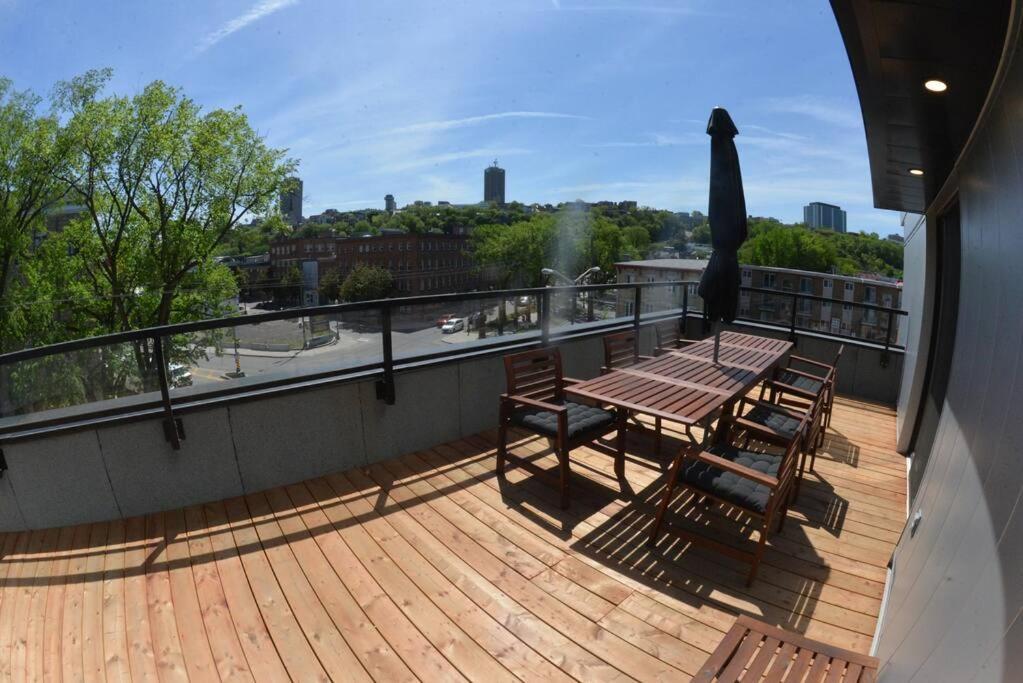 K-417 / Parking & Gym - Private Balconies Apartment Quebec City Bagian luar foto