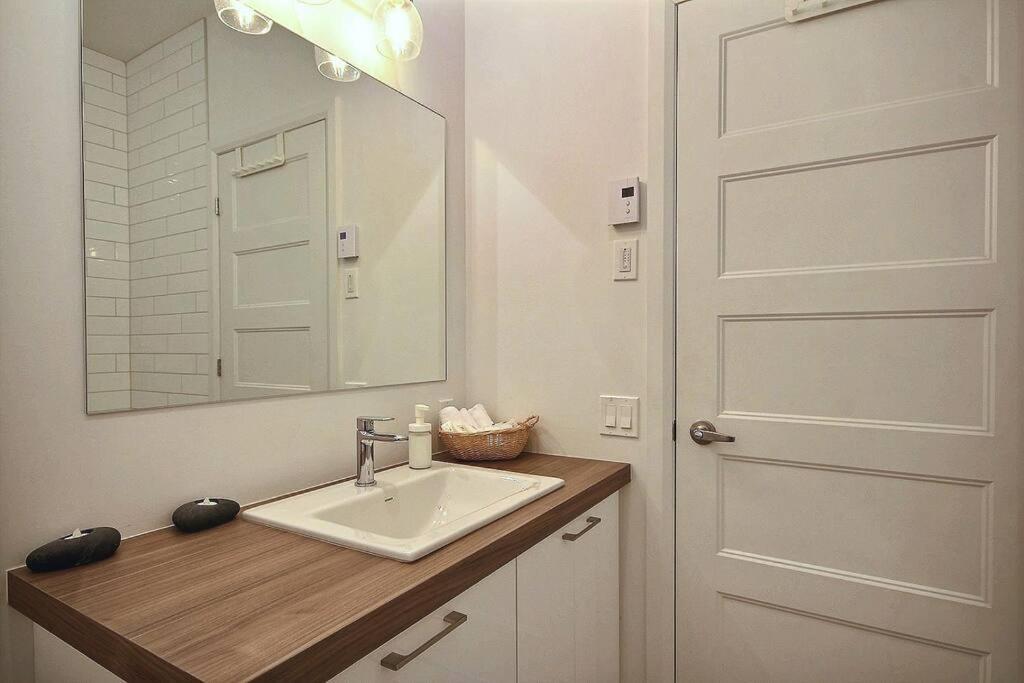 K-417 / Parking & Gym - Private Balconies Apartment Quebec City Bagian luar foto