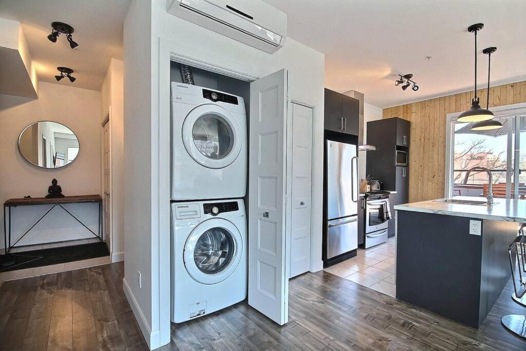 K-417 / Parking & Gym - Private Balconies Apartment Quebec City Bagian luar foto